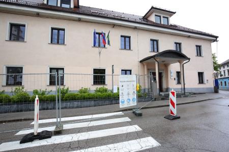 Energetska in statična obnova Knjižnice Jožeta Udoviča Cerknica  01 Foto Ljubo Vukelič